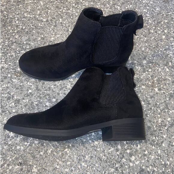 City Classified Women Ankle Boots Elastic Booties Size 6 - Picture 6 of 7